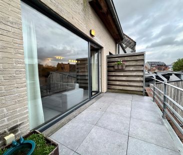 Instapklaar appartement met 2 slaapkamers en garage te Torhout - Photo 1