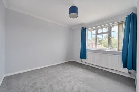 3 bedroom link detached house to rent - Photo 5