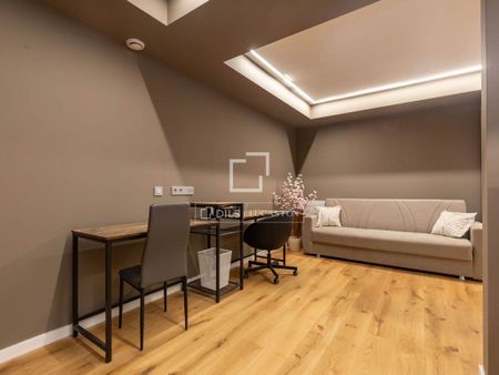 3 bedroom luxury Villa for rent in Esplugues de Llobregat, Spain - Photo 2