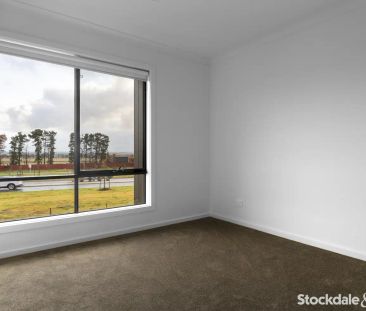 “Brand-New 4-Bedroom Townhouse in Grand View Estate” - Photo 1