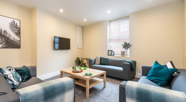 3 Norwood Terrace, Hyde Park, Leeds, LS6 1EA - Photo 1