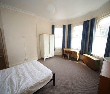 9 bedroom terraced house to rent - Photo 4