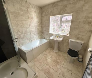 2 Bedroom Semi Detached Available Arranging tenancy - Photo 6