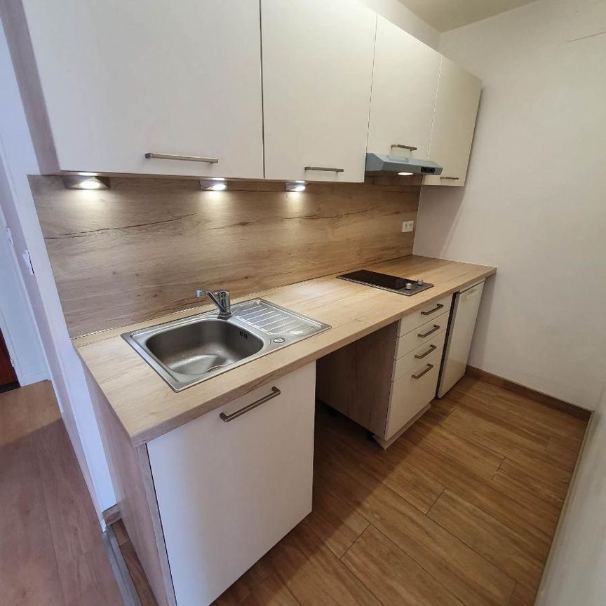 Location Appartement 1 pièce 31m² CHAMALIERES 63400 - Photo 1