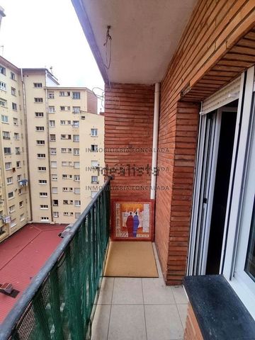 Alquiler de piso en Calle Manso - Photo 4