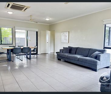 Kallama Parade 3x2 - Photo 1