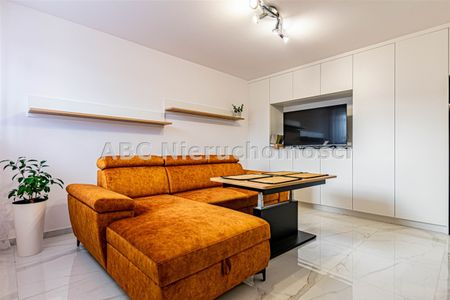 MIESZKANIE NA WYNAJEM W CHODZIEŻY - Zdjęcie 2