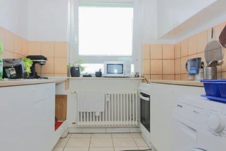 3-ZKB-Balkon-Wohnung über den Dächern von Ludwigshafen-Oggersheim - Photo 3