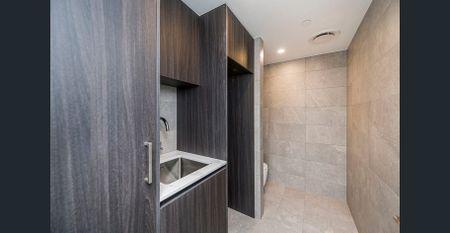 Riverside Living! - Photo 4