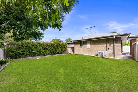 72A Prince Charles Road, Frenchs Forest NSW 2086 - House For Rent | Domain - Photo 5