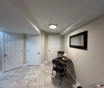 For Lease - 5147 Angel Stone Drive Unit# 2, Mississauga, Ontario - Photo 6