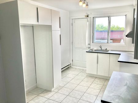 3125 Boul. Gouin E. Montréal (Montréal-Nord), QC H3M - Photo 3