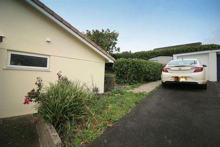 St. Andrews Close, Saltash, PL12 - Photo 5