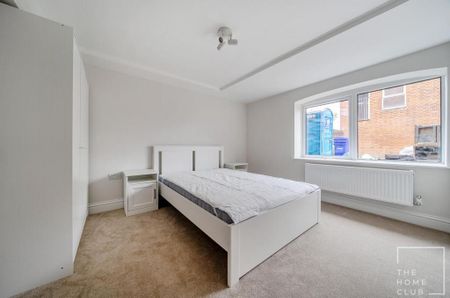 1 bedroom in a house share to rent - Photo 4