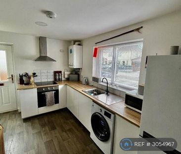 2 bedroom terraced house to rent - Photo 4