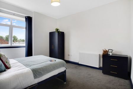 1 Bedroom Shared House - Photo 2