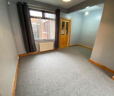 32 Strandburn Park, Belfast, BT4 1ND - Photo 1