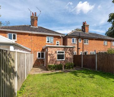 2 bedroom terraced house to rent - Photo 4