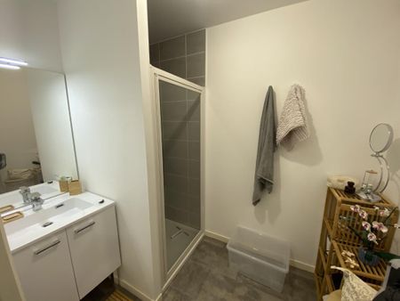 Appartement T2 à louer - 43 m² - Photo 2