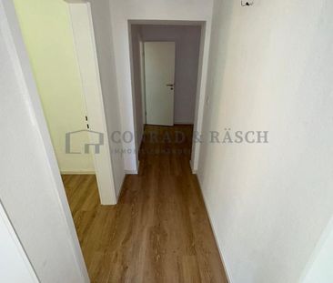 Geräumige 4-Zimmer-Wohnung mit Stellplatz – Ihr neues Zuhause wartet - Photo 1