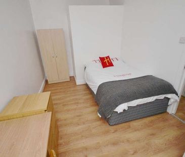 Standish Road, Fallowfield, Manchester, M14 - Photo 2