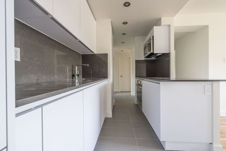 230 Oak Street - Photo 2