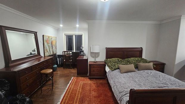 For Lease - 5164 New Street, Burlington, Ontario - Photo 1