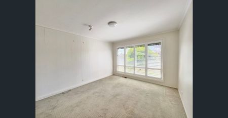 Charming Home with Modern Touches - Photo 5