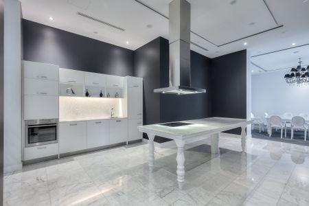 For Lease - 88 Park Lawn Road Unit# 206, Toronto, Ontario - Photo 2