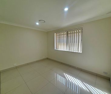 FAMILY FRIENDLY LIVING IN QUIET CUL-DE-SAC - Photo 2