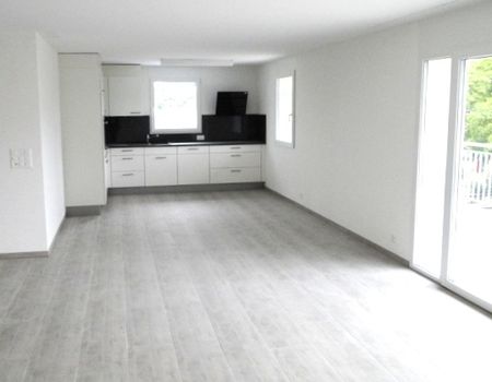 zu vermieten: 4.5 Zi-Wohnung mit eigener Waschküche und 39 m² Balkon in Gränichen - Photo 4