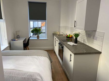 Friar Gate - Photo 3