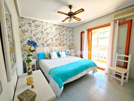 Casa en alquiler en Calle de Araceli, cerca de Avinguda de Vicente Blasco Ibáñez - Photo 3