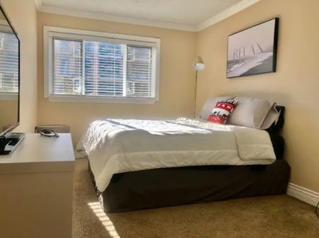 140 E. 4th Street, North Vancouver, Bc V7l 4r1 - Photo 4