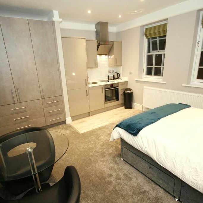 Studio to rent - Photo 1