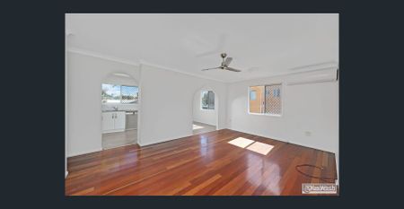 NORMAN GARDENS - 3 BEDROOM HOME - FULLY AIR CONDITIONED - Photo 4