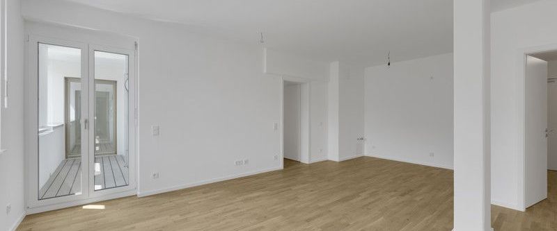 Erstbezug in Citynaher Wohnlage - hochwertige 3,5 Zimmer Wohnung mit Balkon im Hochparterre - Photo 1