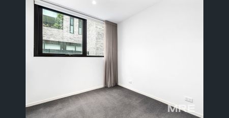 Boutique living with designer style - Photo 3