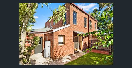 Pet friendly house close to everything - Photo 5