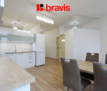 Pronájem prostorného bytu 3+1,115 m - Photo 4