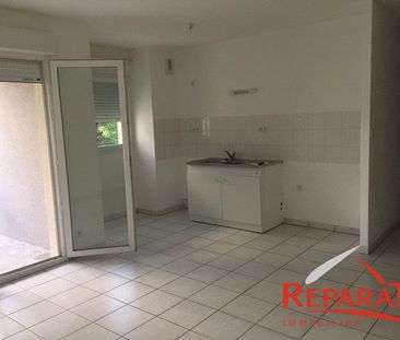 Location Appartement 3 pièces 57m² OBJAT 19130 - Photo 2