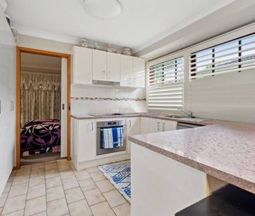 FAMILY HOME - Photo 6