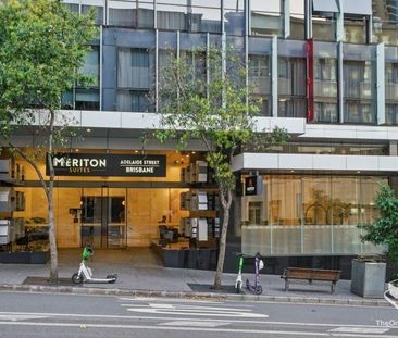 Executive Living in Brisbaneâs Premier CBD Address | Fully Renova... - Photo 5