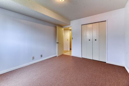 D - 226 20 Avenue Northeast, Calgary - Photo 2