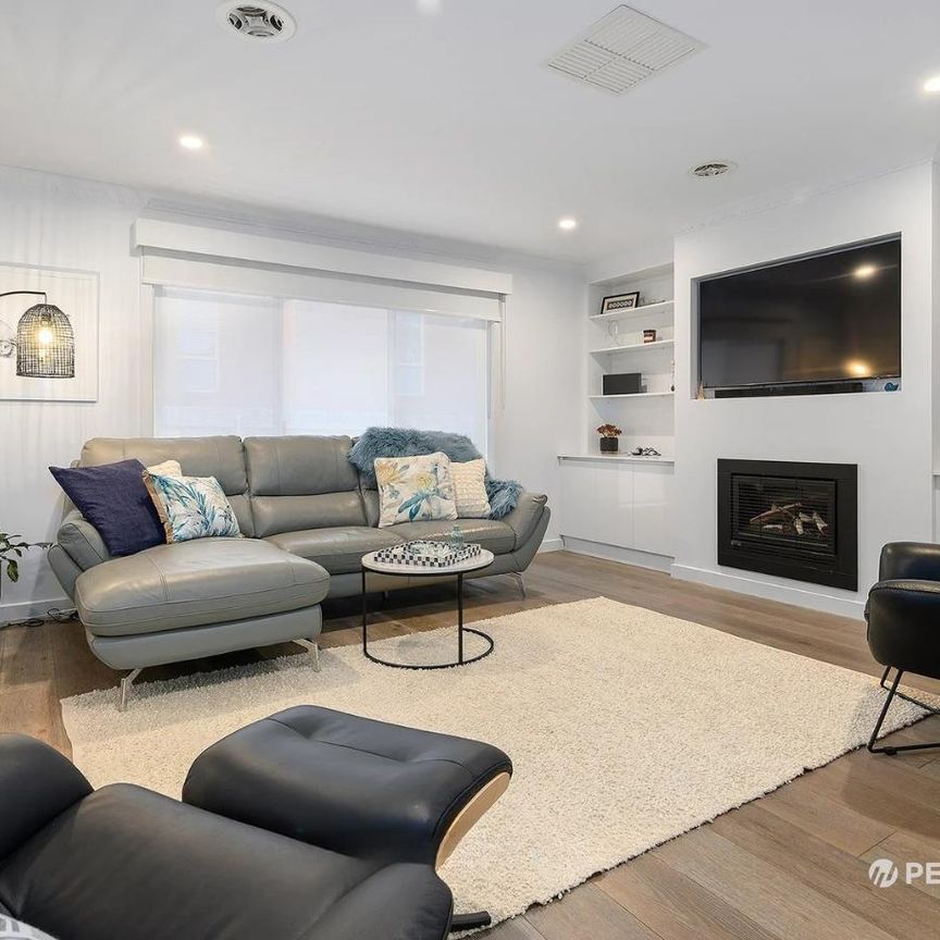 2/9 William Street, Greensborough VIC 3088 - Apartment For Rent | Domain - Photo 1