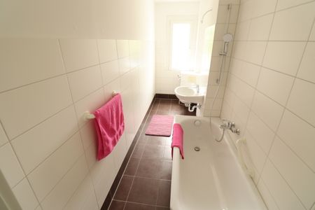 2-Raumwohnung mit Wanne und Balkon - Foto 5