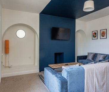 Eglinton Street - Photo 6