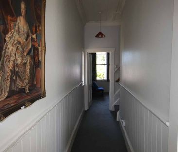 3-Bedroom Residence on Carroll Street - Photo 5