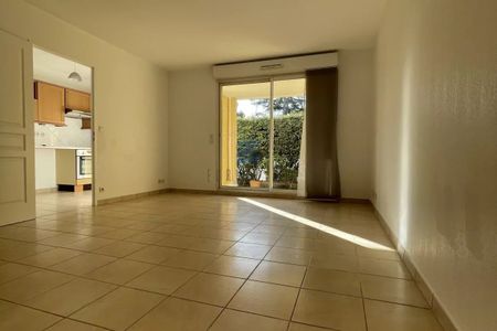 A Louer ! 2 Pièces Vide à Golfe Juan - Photo 2