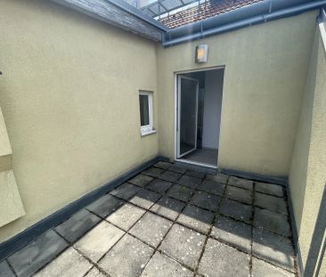 SONNIGE DACHWOHNUNG - TERRASSE - GARTENMITBENÜTZUNG - U6 SIEBENHIRT... - Photo 2